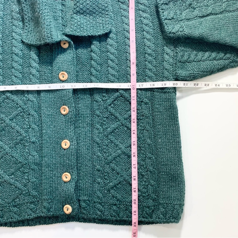 Women's Green Cable Knit Cardigan - Picture 10 of 11